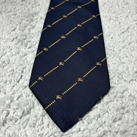 Burberry Neck Tie Mens 100% Silk Classic Work Business Office Professional Court - Picture 1 of 7